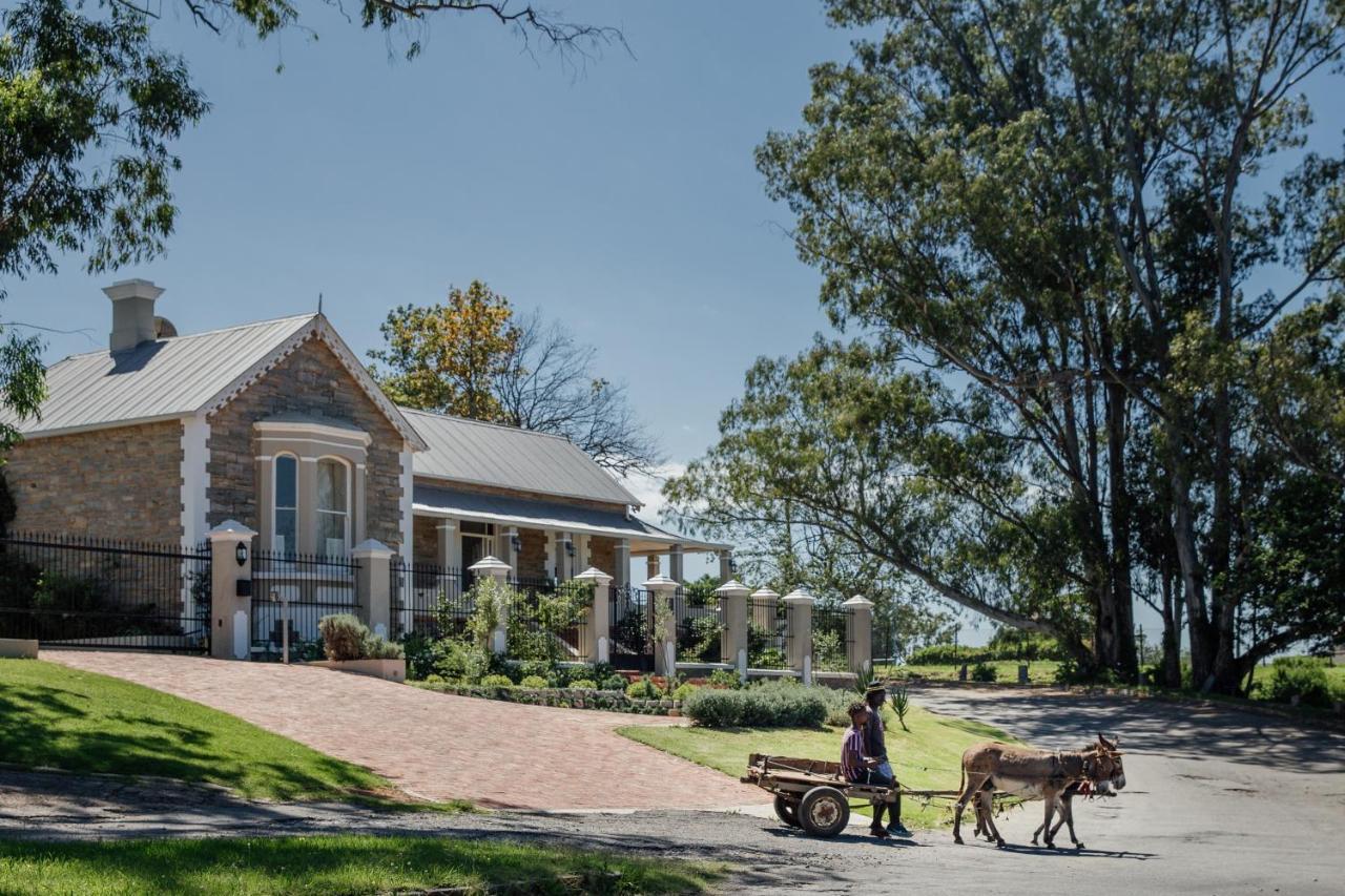Cornerstone Manor Bed and Breakfast Grahamstown Buitenkant foto